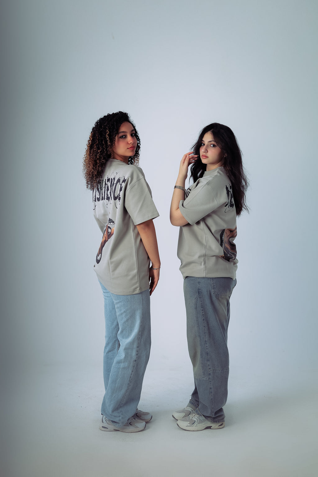 Shines T-shirt (Silver)